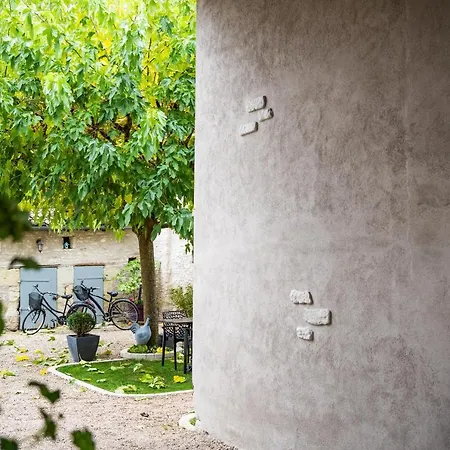 Dom wakacyjny Les Charmes Du Lac Gite Romantique Avec Jacuzzi Privatif *