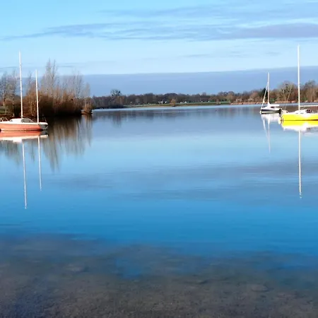 Les Charmes Du Lac Gite Romantique Avec Jacuzzi Privatif