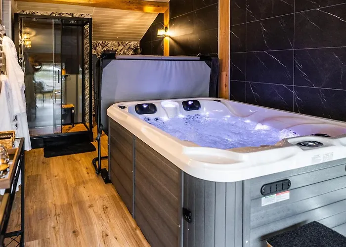 Les Charmes Du Romantique Avec Jacuzzi Privatif Tatil Evi