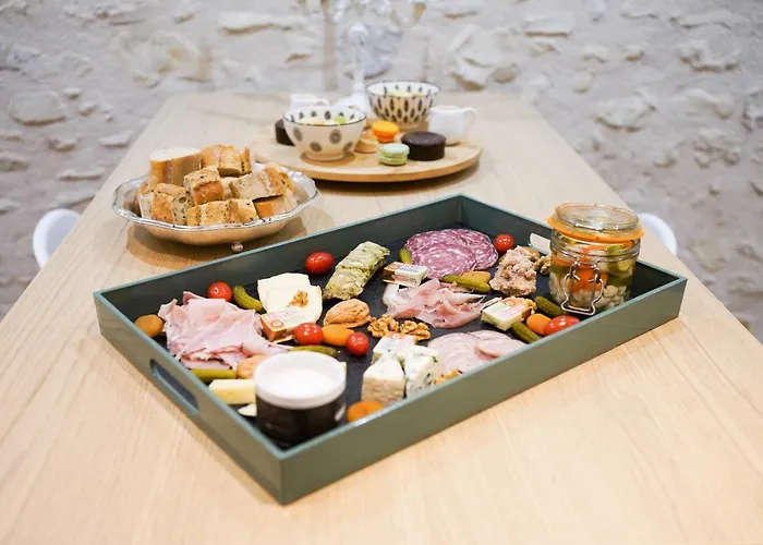 Les Charmes Du Romantique Avec Jacuzzi Privatif Saint-Cyr (Vienne)