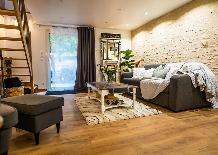 Tatil Evi Les Charmes Du Romantique Avec Jacuzzi Privatif