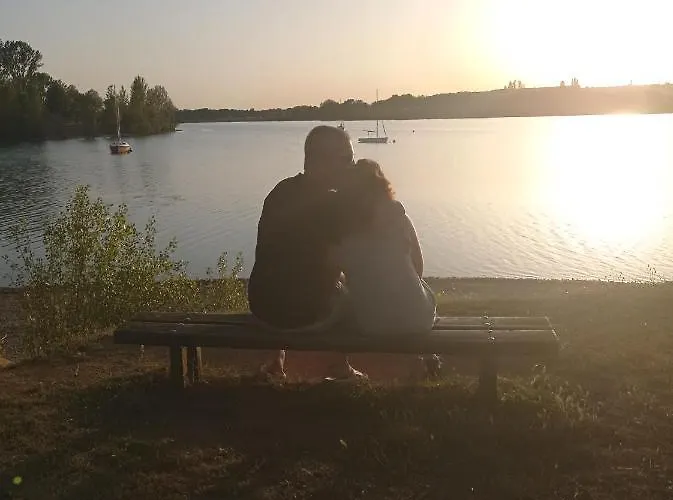 Tatil Evi Les Charmes Du Romantique Avec Jacuzzi Privatif Saint-Cyr (Vienne)