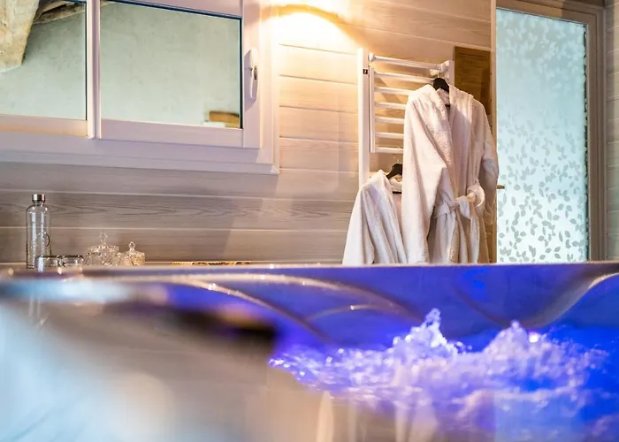 Tatil Evi Les Charmes Du Romantique Avec Jacuzzi Privatif *
